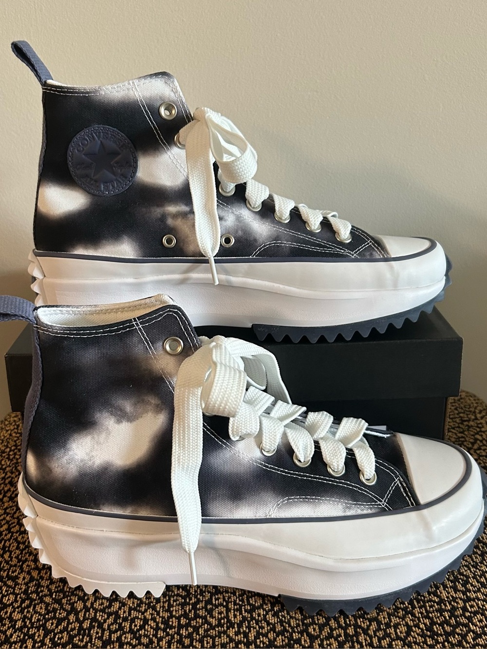 NEW Converse Run Star Hike Black, White & Gray Tie-Dye High-Top w Bonus Laces